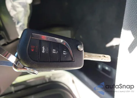 2020 Toyota Corolla Se from USA, damaged, VIN 5YFS4RCE6LP044636